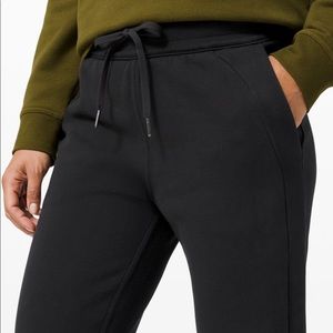 Lululemon Scuba HR Jogger NWT